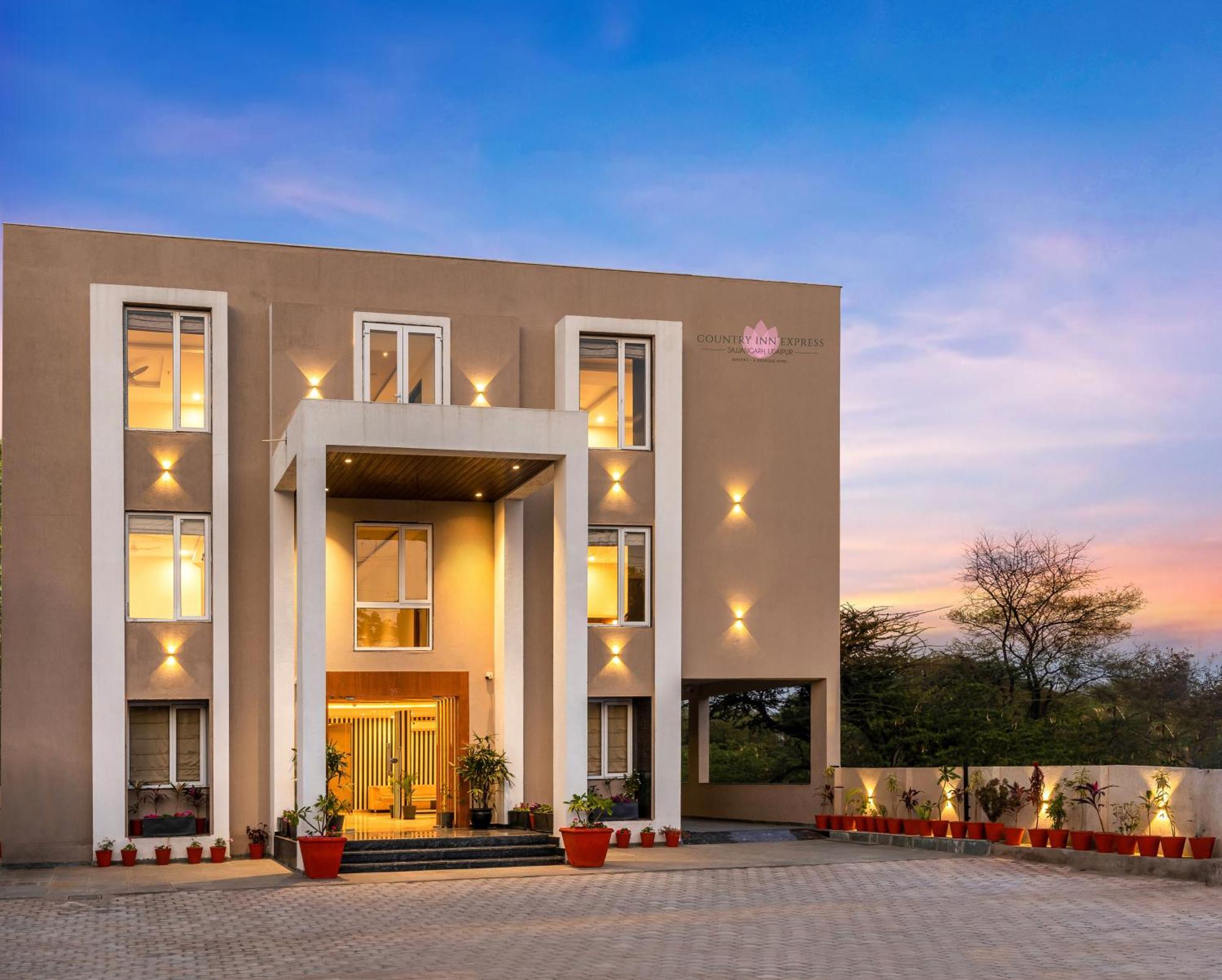 Seasons Sajjangarh Hotel Udaipur Exterior foto